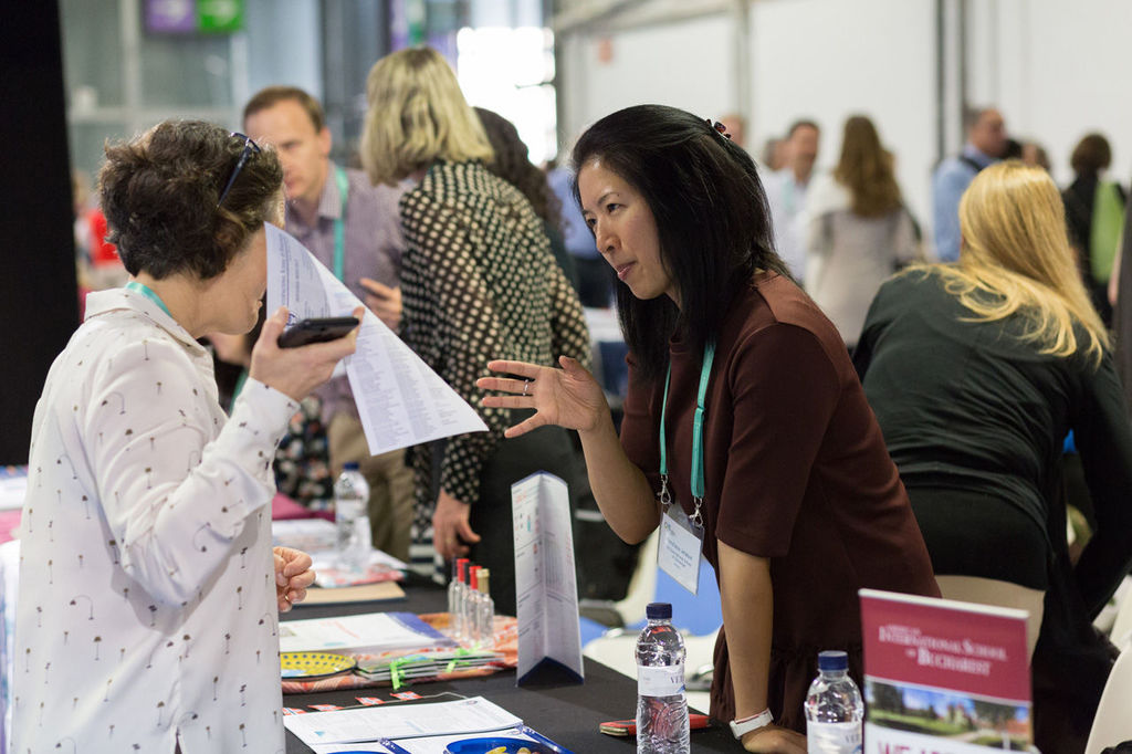 Afbeelding info stand Laat ons je zakelijke event organiseren Rotterdam