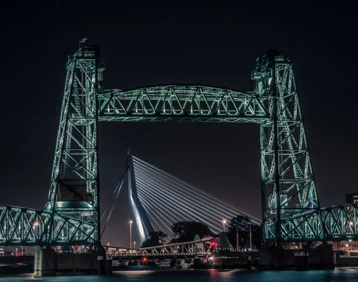 Hefbrug en erasmusbrug rotterdam